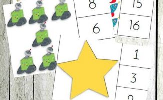 FREE OUTER SPACE THEMED COUNTING CLIP CARDS (Instant Download)