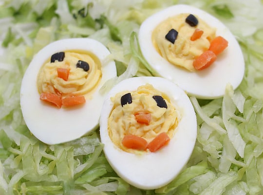 FREE Recipe Activity: CH is for Cheery Chicks