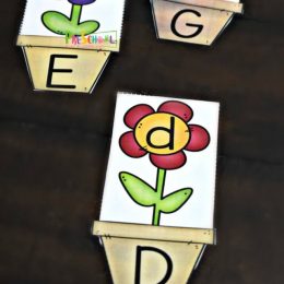 FREE Flower Letter Matching