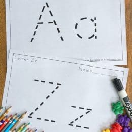 Check out these FREE ABC Letter Tracing Sheets! #fhdhomeschoolers #freehomeschooldeals #hsfreebies #homeschoolmoms #lettertracing