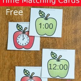Teaching Time doesn't have to be scary with these FREE Apple Time Matching Cards! #fhdhomeschoolers #freehomeschooldeals #hsfreebies #tellingtime #homeschoolers