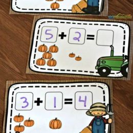 Count pumpkins this Fall with these FREE Pumpkin Math Activity! #fhdhomeschoolers #freehomeschooldeals #fallresources #hsdays #homeschooling