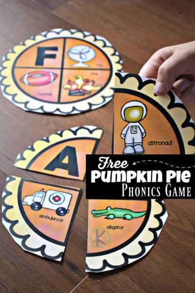 These pumpkin pie phonics games are a super fun way to work on early reading skills. #freehomeschooldeals #fhdhomeschoolers #reading #homeschooling