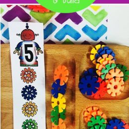 Free Robots and Gears Counting Activities. #robotactivities #robotandgearfun #robotcounting #countingactivities #fhdhomeschoolers #freehomeschooldeals