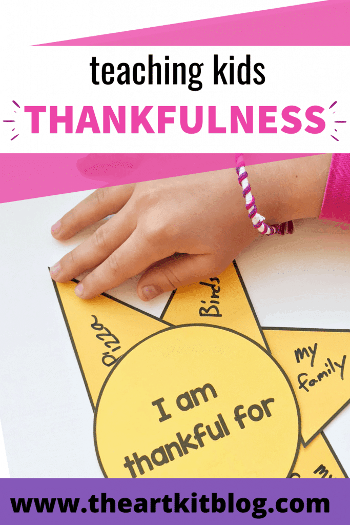 FREE Printable Simple Gratitude Craft. #fhdhomeschoolers #freehomeschooldeals #gratitudeprintable #thankfulprintable #givethanksforkids