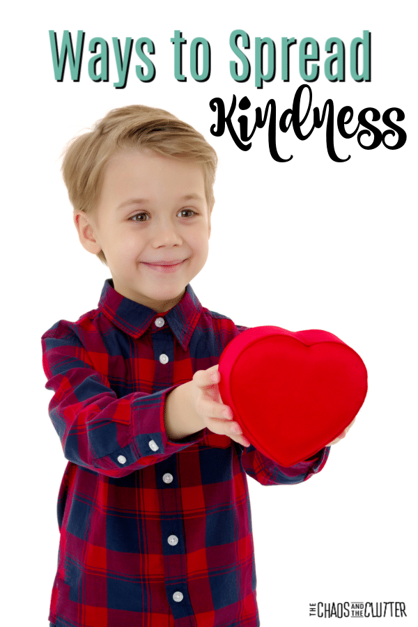 Spreading Kindness FREE Poster. #fhdhomeschoolers #freehomeschooldeals #spreadkindness #raisingkindkids #spreadingkindness