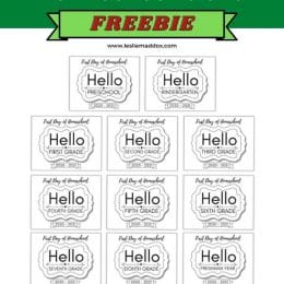 Free "First Day of Homeschool" Printable Signs. #freehomeschooldeals #fhdhomeschoolers #firstdayofhomeschoolsigns #firstdayofhomeschool #firstdayprintablesigns