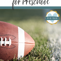 Preschool Football Counting Book. #freehomeschooldeals #fhdhomeschoolers #preschoolfootballactivitypages #footballcountingbook #learningtocount