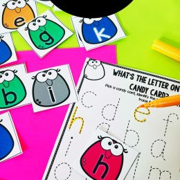 Alphabet Find and Trace Activity. #freehomeschooldeals #fhdhomeschoolers #learningthealphabet #alphabetgame #alphabetactivities